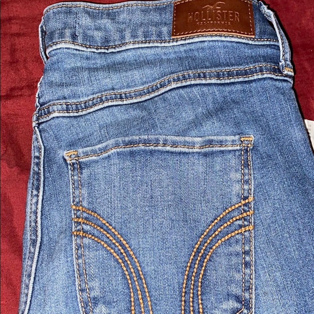 Hollister jeans !!